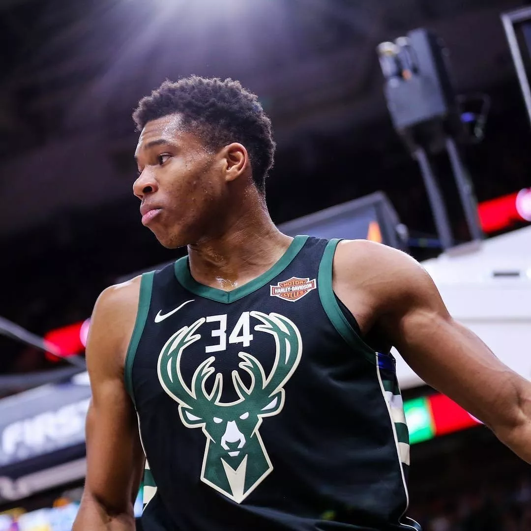 承担首发级 承担首发级